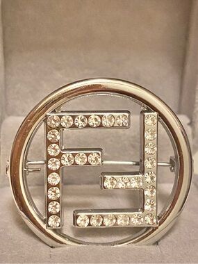 Fashion Jewelry Silver-Tone Crystal Logo F-Monogram Luxury Brooch Small